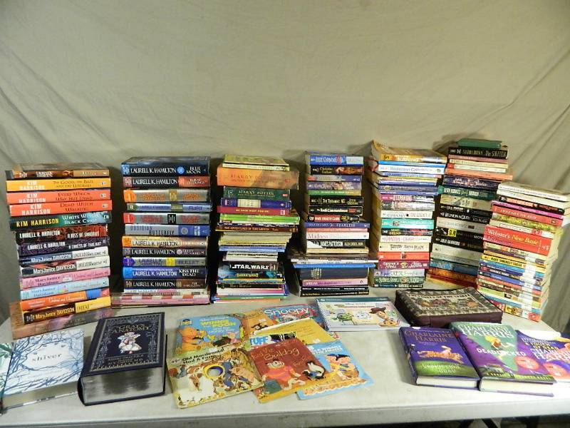 Large Lot of Books and Small Records