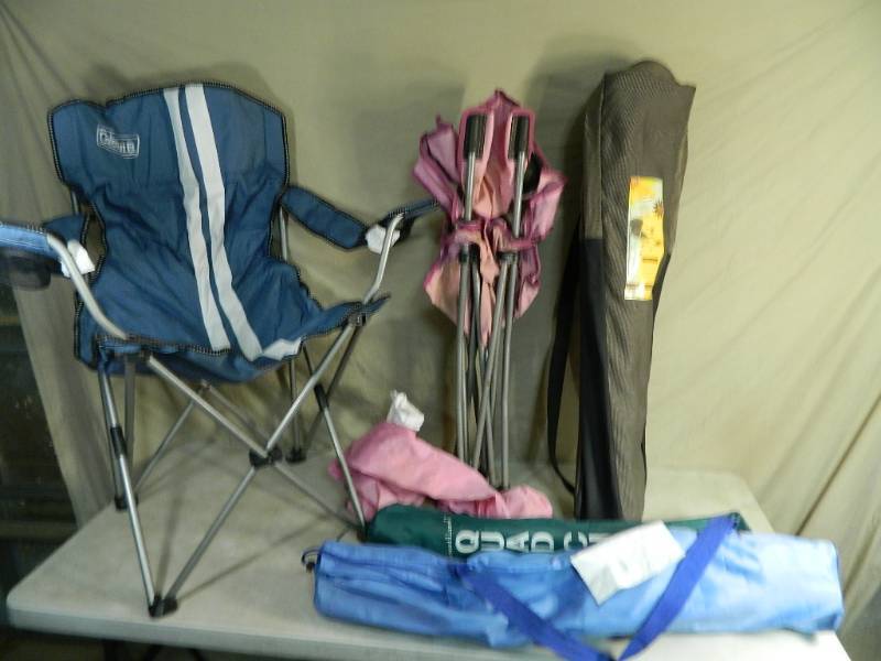5 Folding Sports Chairs