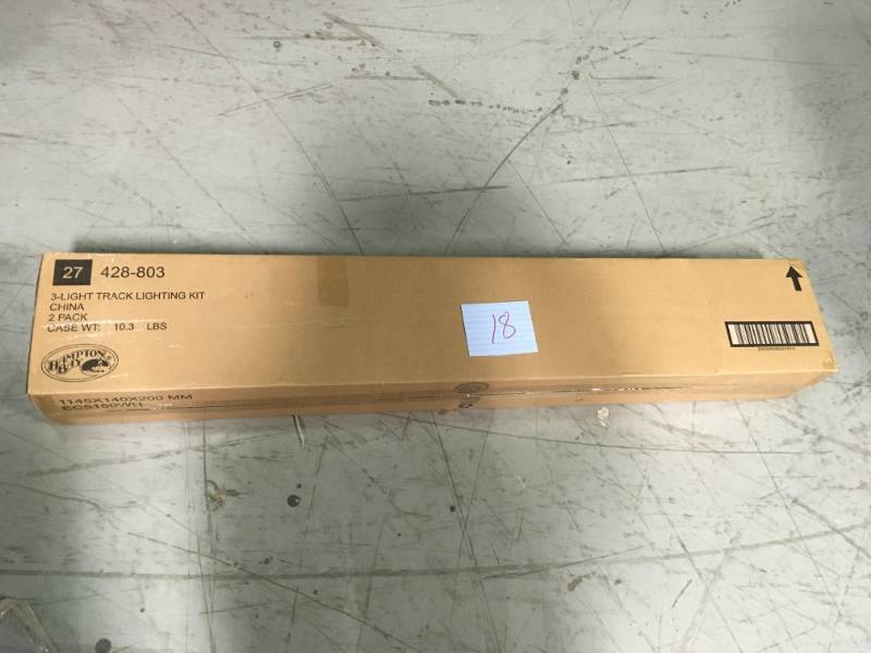 lot 18 image: Hampton Bay 428803 3-light Linear Track Lighting Kit With a White Finish 2 PACK not used