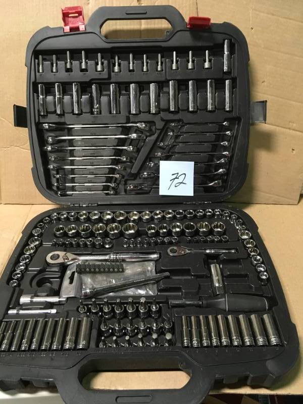 lot 72 image: Husky Mechanics Tool Set missing pieces