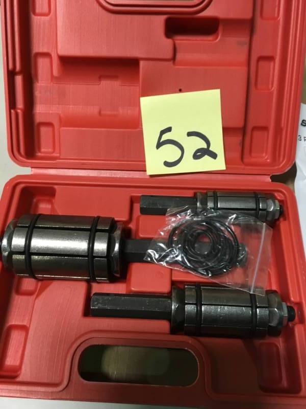 SPEEDWAY 1-18 in. to 3-14 in. Exhaust Muffler Tail Pipe Expander Tool Set with Case (3-Piece) in like new condition
