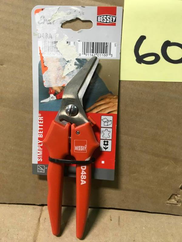 BESSEY 7-34 in. Multi-Purpose Snips in like new condition