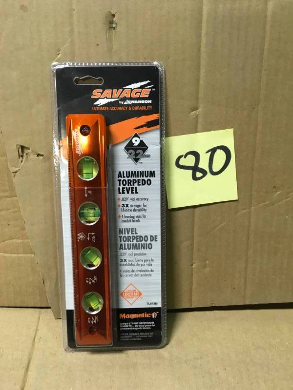 Swanson Tool TL043M Savage 9 Inch Aluminum Magnetic Torpedo Level not used