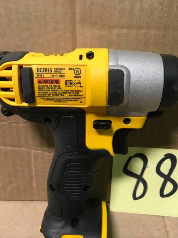 DEWALT 12-Volt Lithium-Ion 14 in. Cordless Impact Driver (Tool-Only) in like new condition
