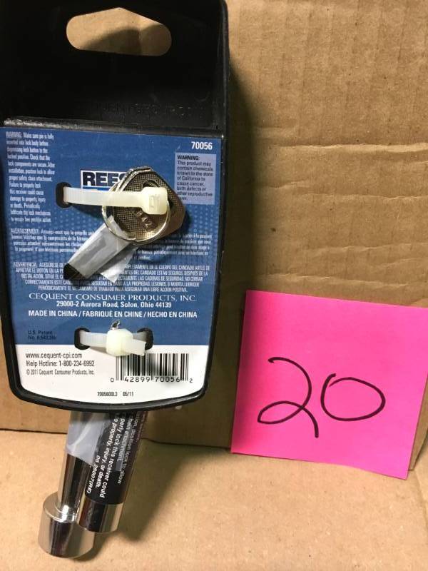 lot 20 image: Reese Towpower 58 in. Sleeved Lock Dog Bone Receiver in like new condition