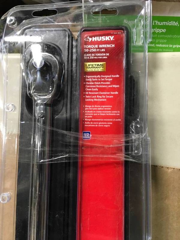 lot 28 image: Husky 50-250 ft. lbs. 12 in. Drive Torque Wrench in like new condition