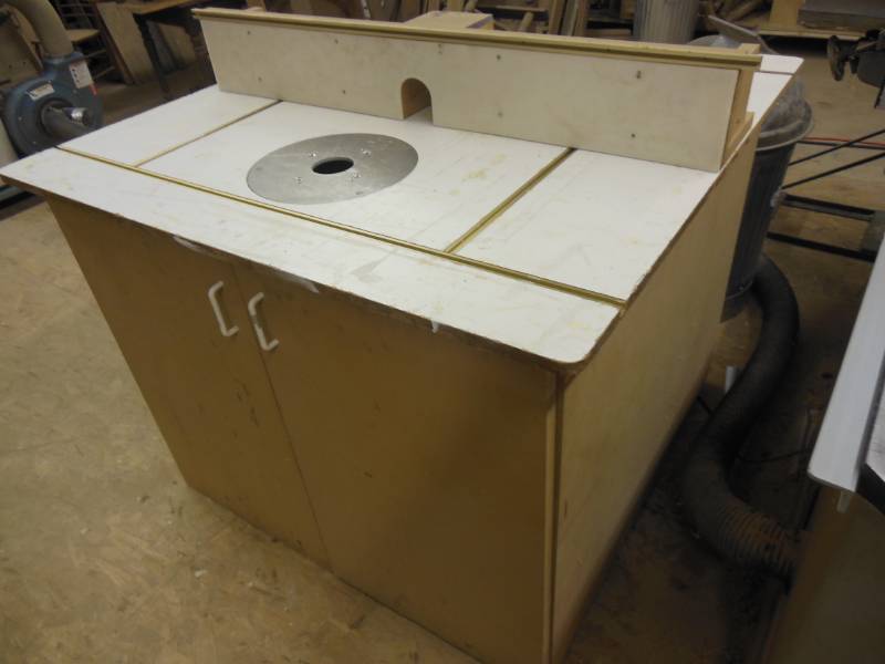 lot 10 image: Twin router cabinet with fence...
