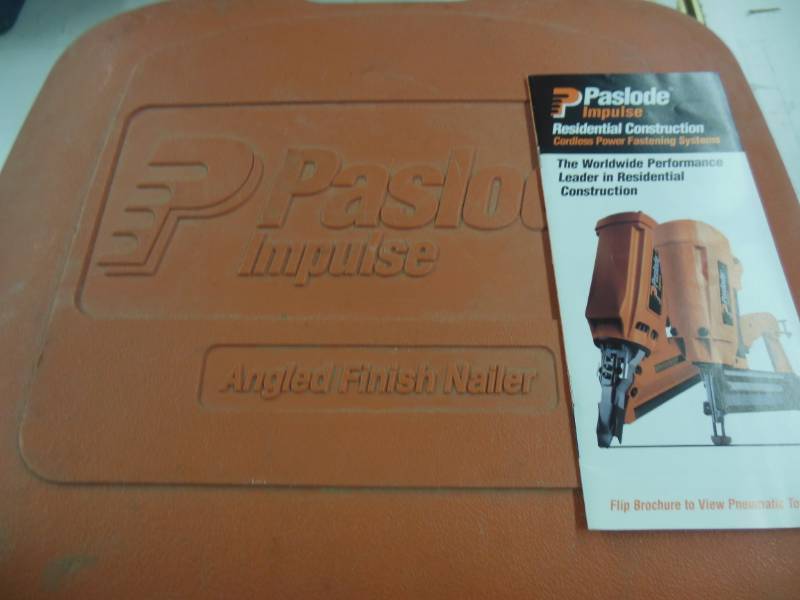 lot 22 image: Paslode cordless finish nailer, 16 ...