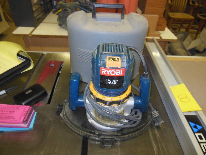 lot 38 image: Ryobi 1 12 HP router with case and...
