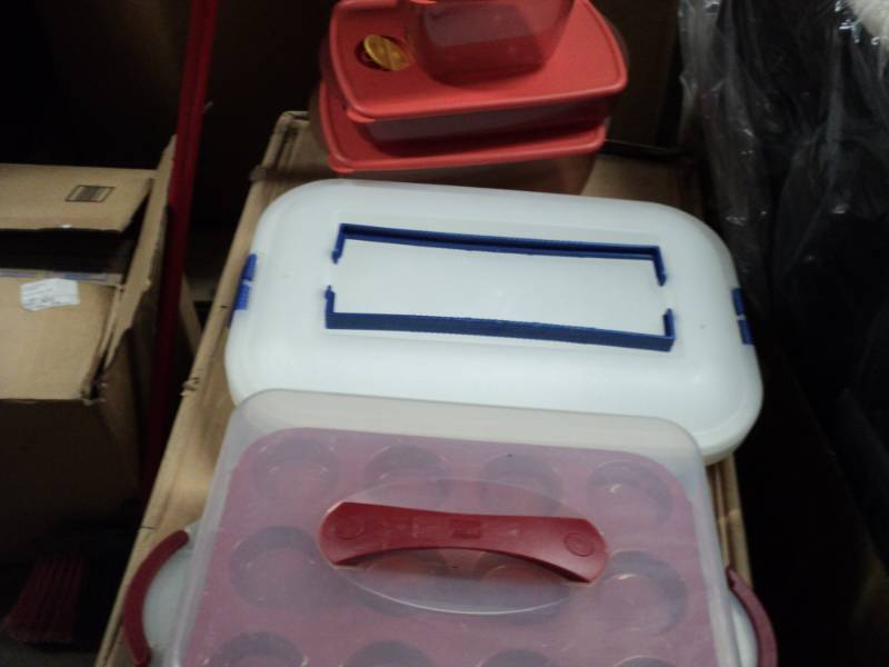 lot 105 image: Plastic storage containers...