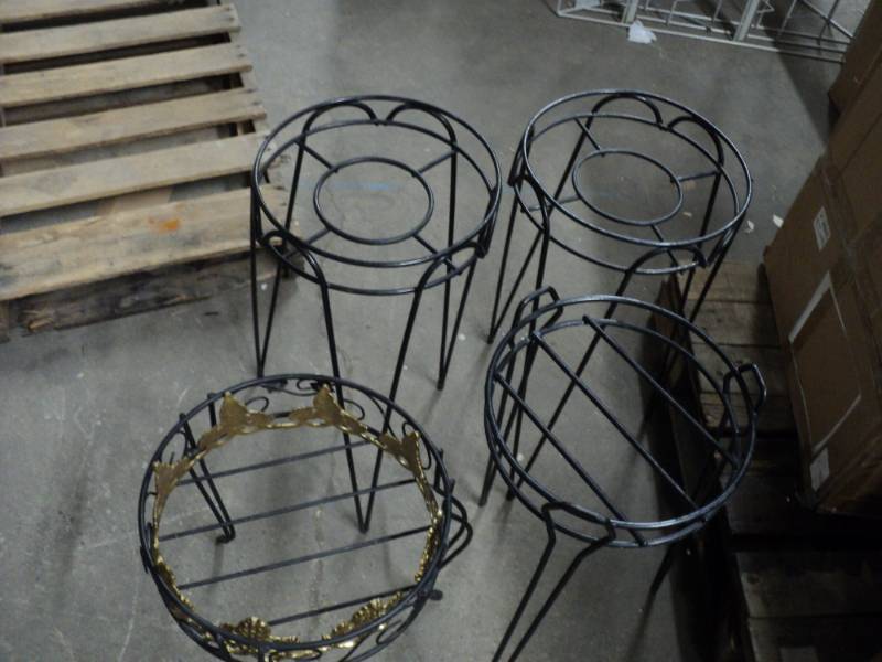lot 106 image: 4 wire plants stands...