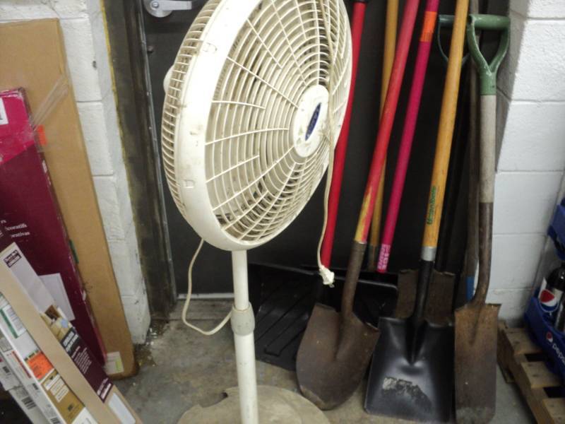 lot 112 image: tools and floor fan...