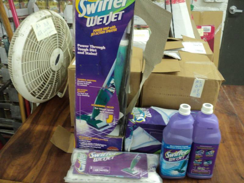 lot 120 image: Swifter Wet Jet and supplies...