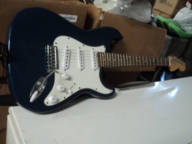 lot 156 image: Electric Guitar...
