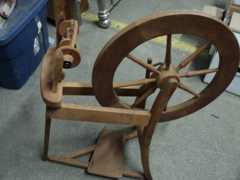 lot 198 image: Vintage wood spinning wheel...