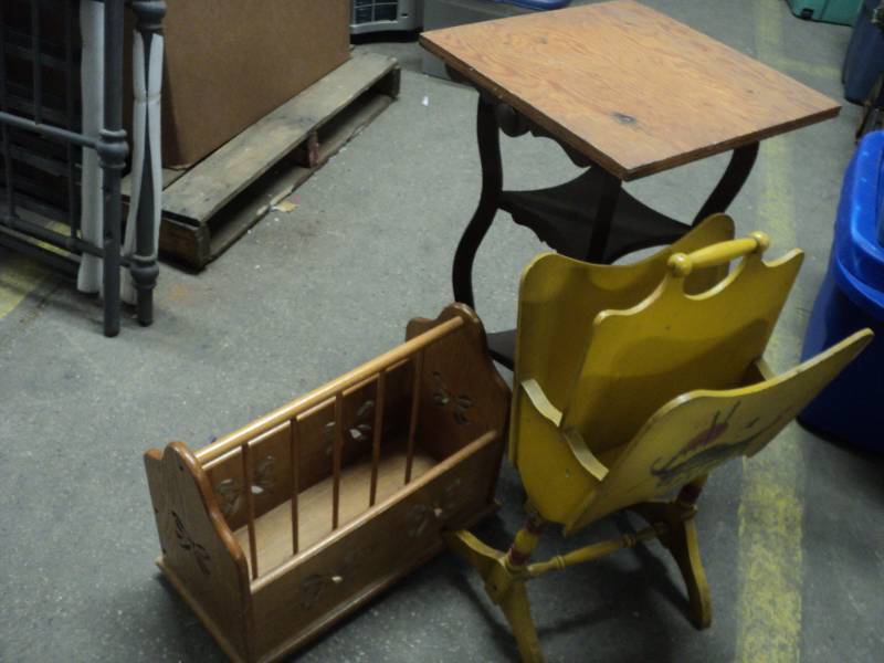 lot 201 image: 2 magazine racks and a wood table...