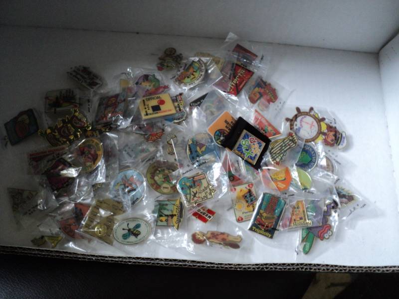 lot 205 image: collection of 50 pins...