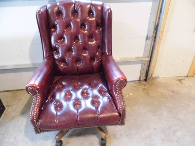 Burgundy Desk Chair
