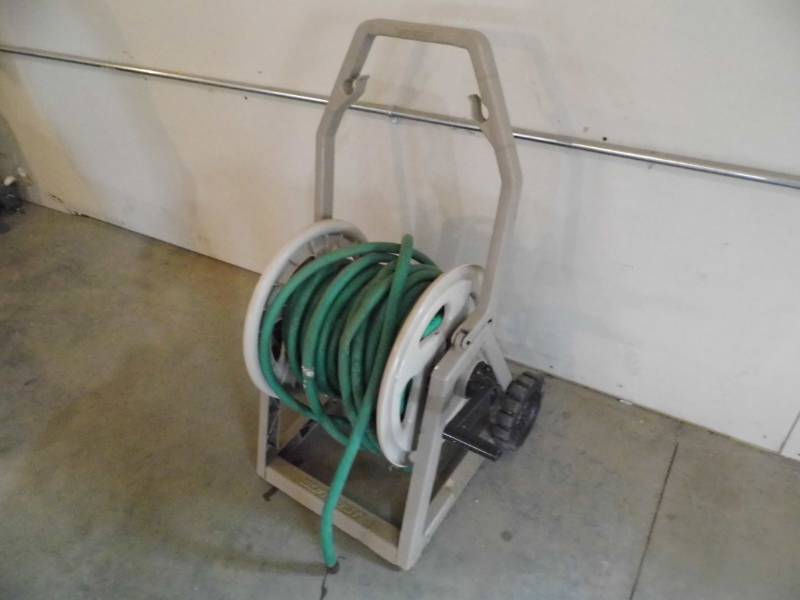Suncast Hose Reel
