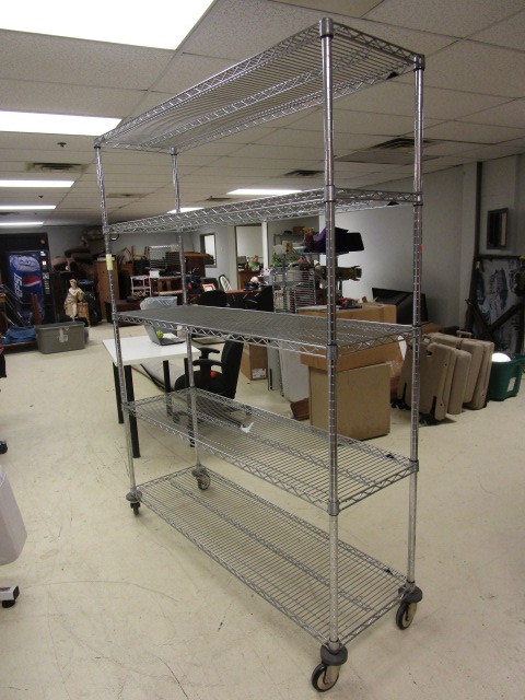 lot 309 image: HEAVY DUTY COMMERCIAL SHELVING