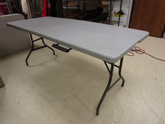 lot 314 image: HEAVY DUTY FOLDING TABLE