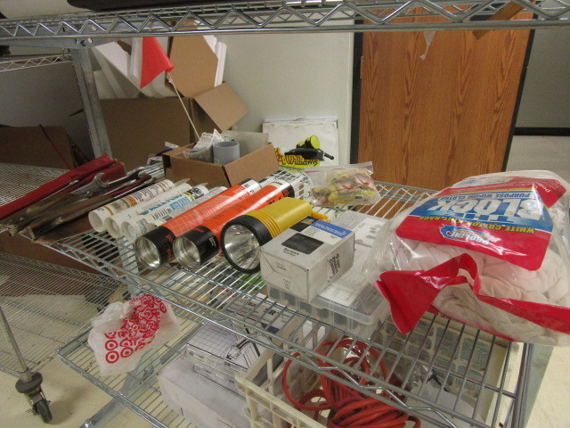 lot 343 image: CARPENTRY  GARAGE ITEMS