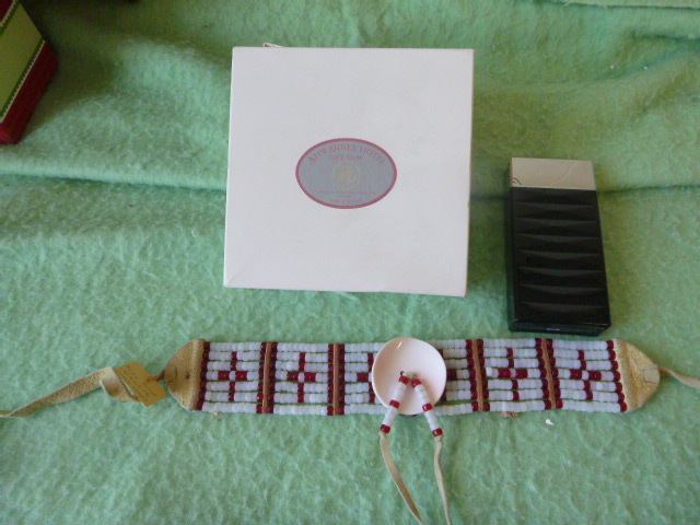 lot 14 image: Maidu Karuk Red and White Check Beads Choker