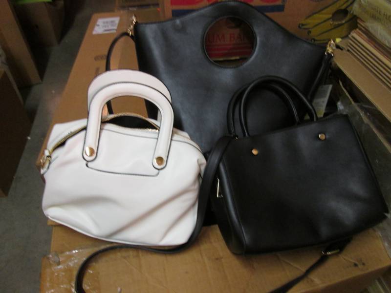 Lot of 3 New Purses  D-2...