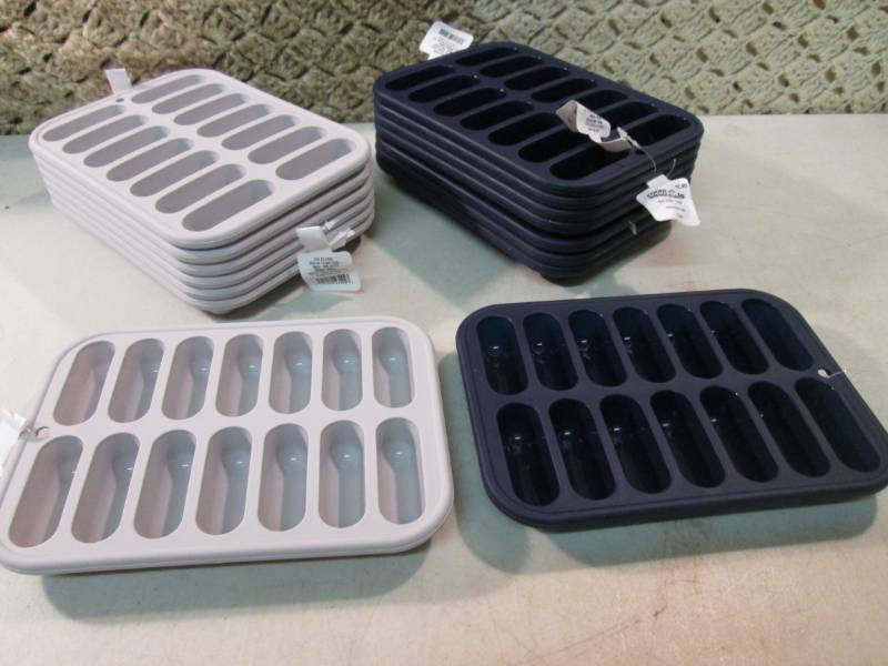 Lot of 15 Ice Cube Trays Retail $2....