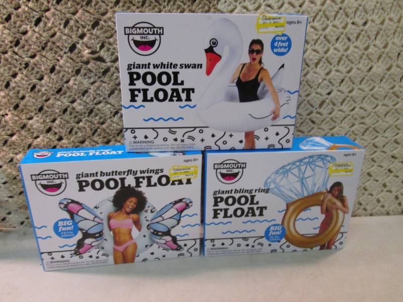 Lot of 3 Adult Giant Pool Floats Re...