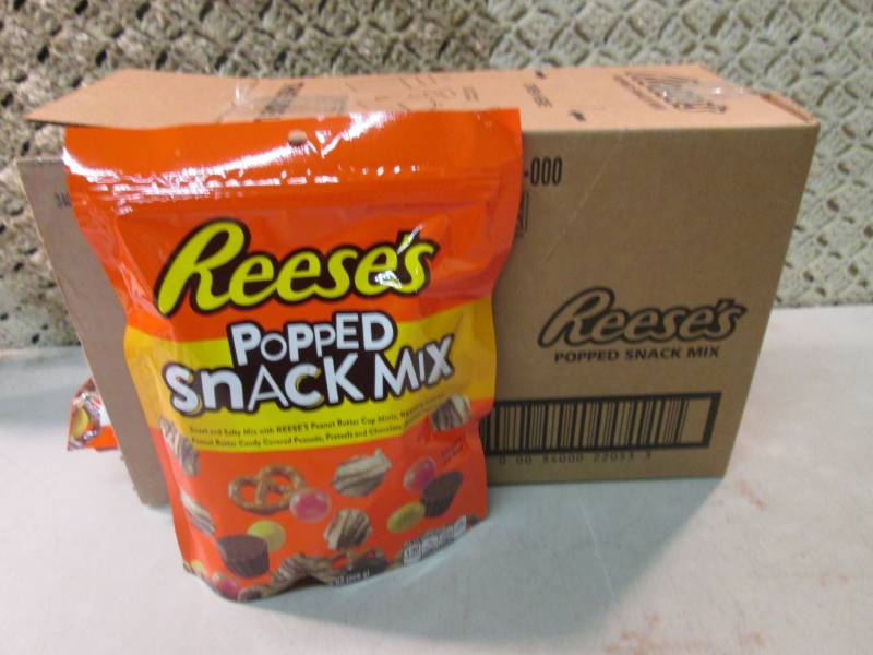Case of 5 Bags of Reeses Popped Sna...