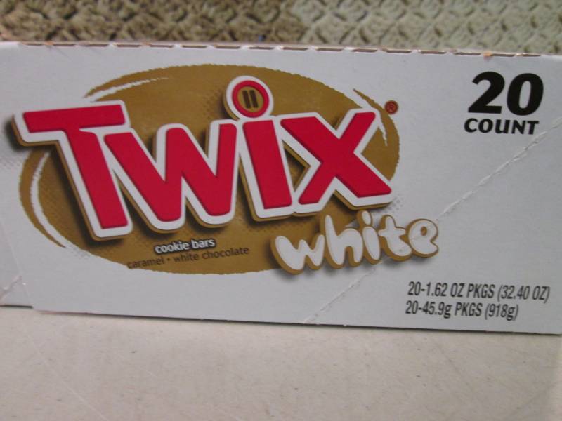 Box of 20 Twix White Cookie Bars Be...