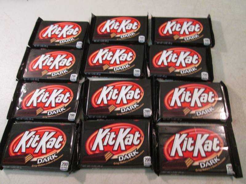 12 Kit Kat Dark Chocolate Candy Bar...