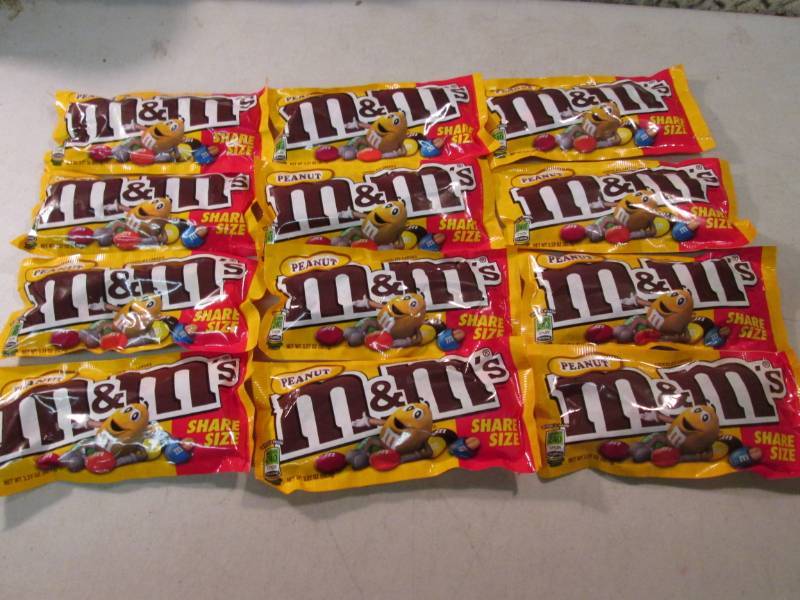 12 Share Size Bags of Peanut M&Ms ...
