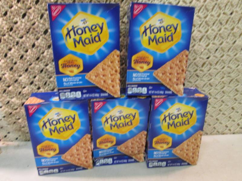 5 Boxes of Honey Maid Graham Cracke...