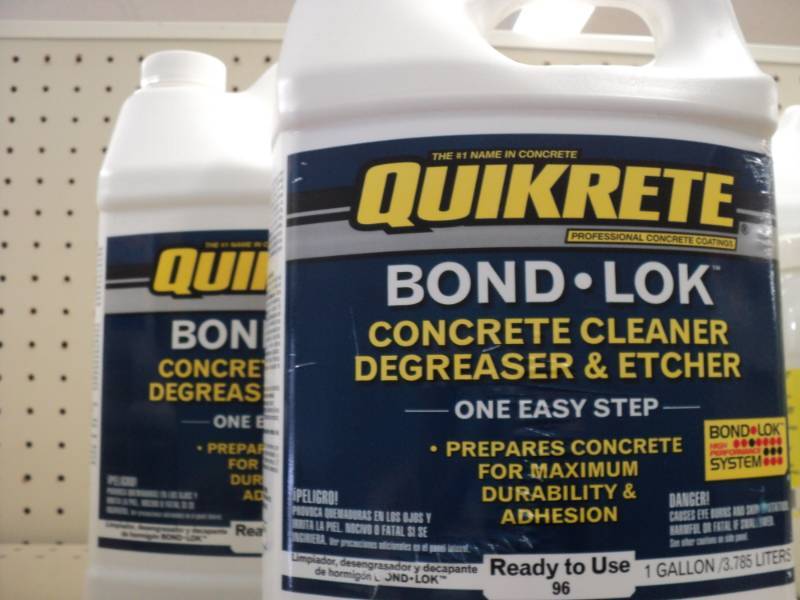 lot 13 image: 2 bottles of Quikrete Concrete Clea...
