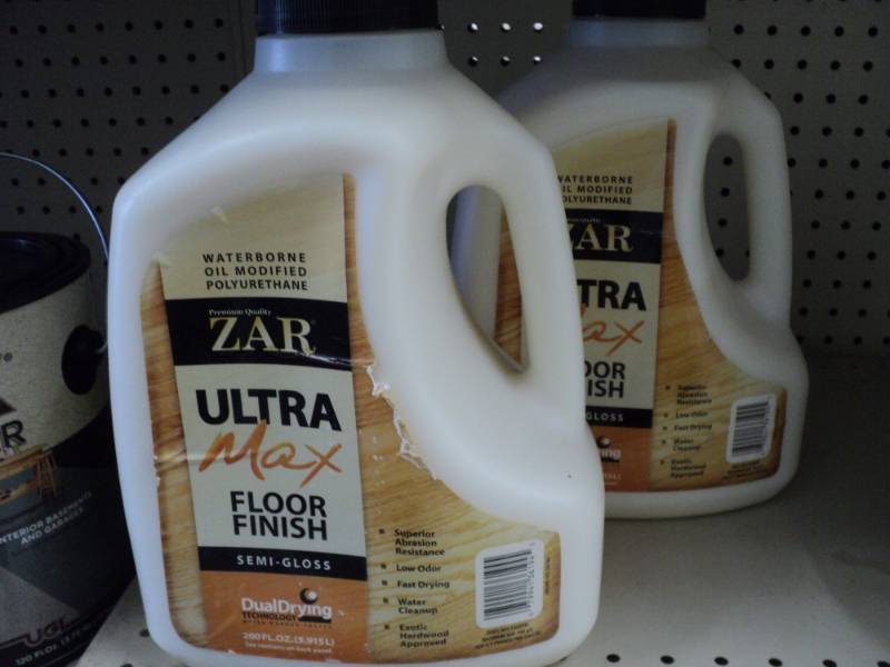 lot 40 image: 2 bottles of Zar Ultra Max Floor Fi...