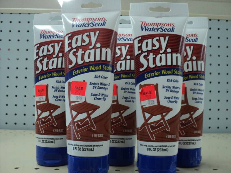 lot 47 image: 4 Thompson Waterseal Easy Stain, C...