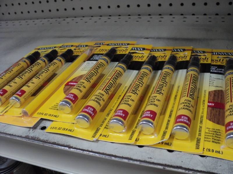 lot 50 image: 9 Minwax Wood Finish Stain Maker an...