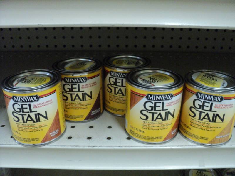lot 72 image: 5 cans of MinWax Gel Stain, Antique...