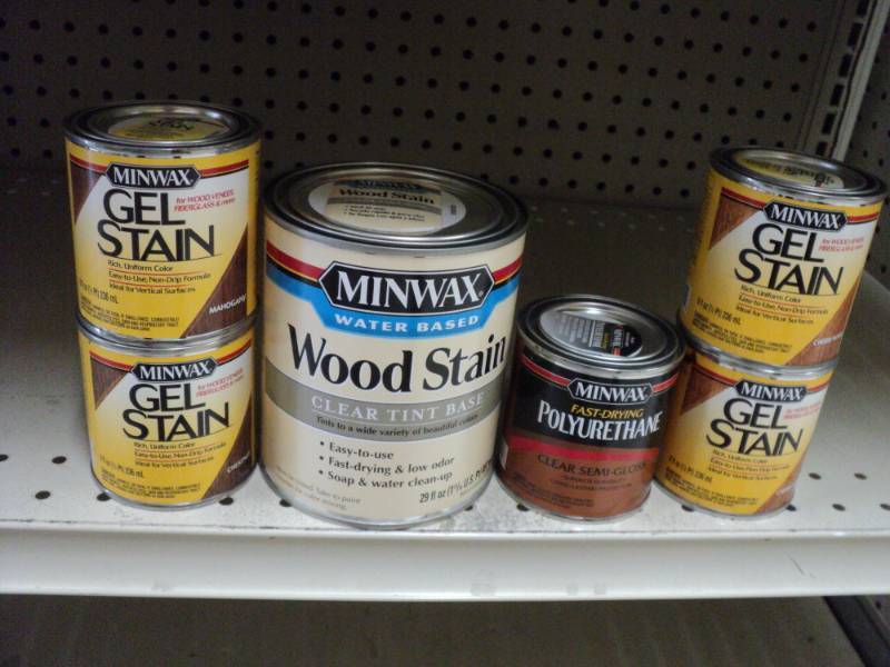 lot 74 image: 4 cans of Minwax Gel Stain, Mahogan...