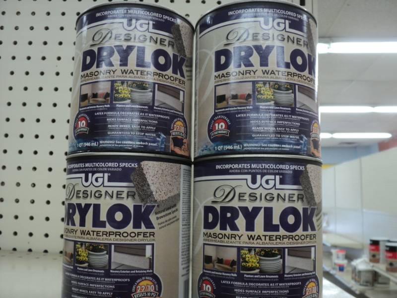 lot 76 image: 4 cans of UGL Designer Drylok Mason...