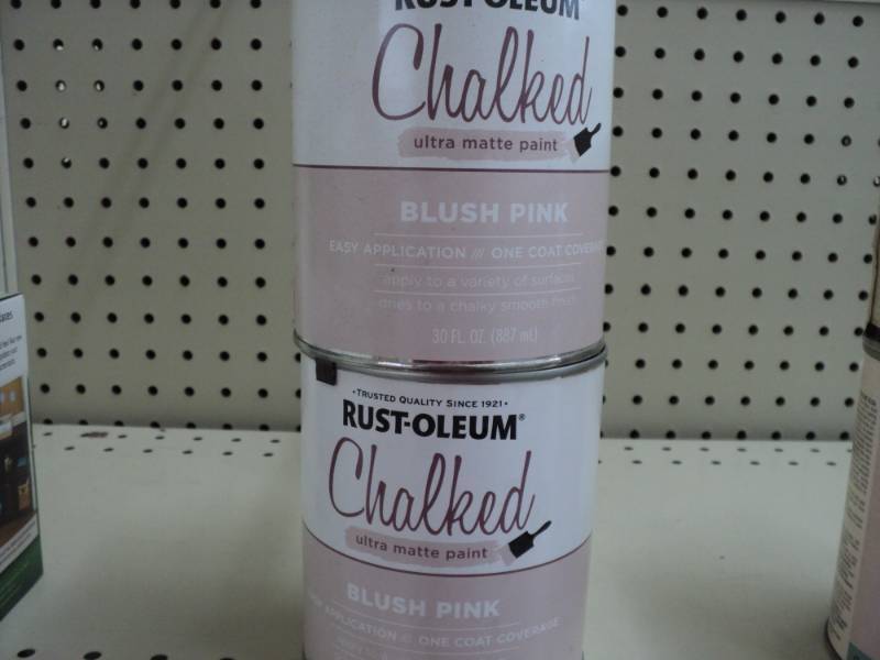 lot 113 image: 2 cans of Rust-Oleum Chalked Blush ...