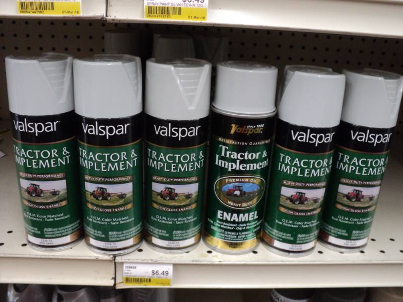 lot 162 image: 4 cans of Valspar Tractor and Imple...