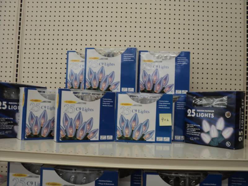 lot 173 image: Christmas Lights  9- 25 C9 Lights,...