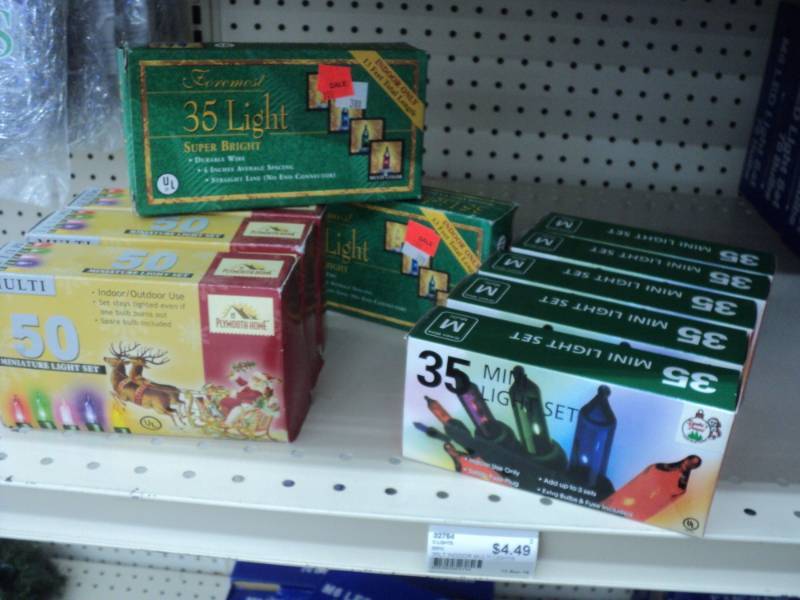 lot 175 image: Mini Christmas Lights 3- 50 light s...