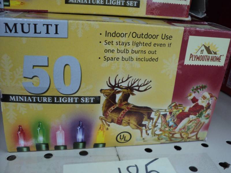 lot 185 image: Christmas Lights  7 Mini Light Set...