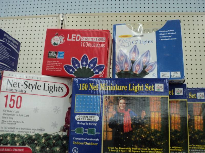 lot 193 image: Christmas Lights  6 Misc lot...