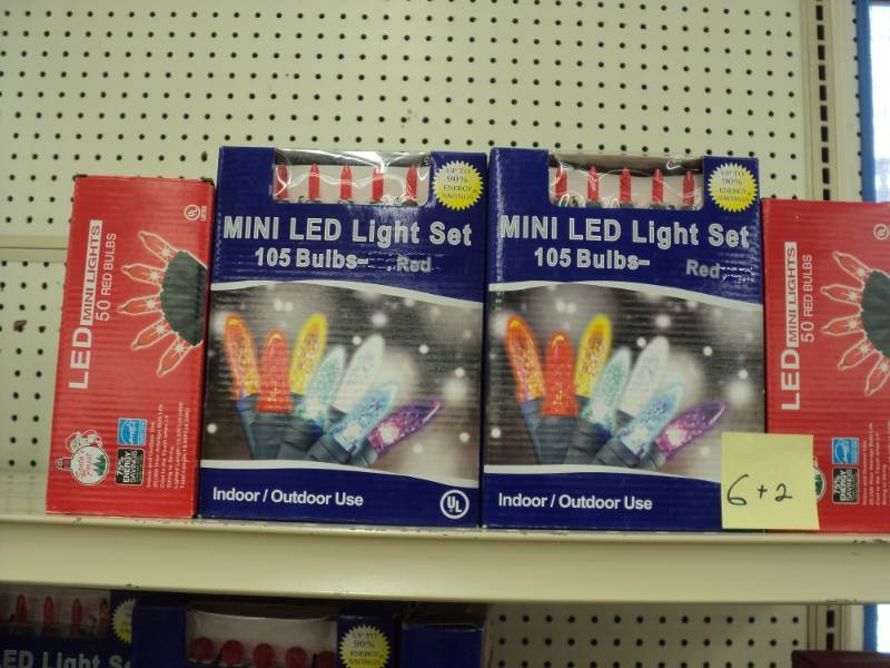 lot 196 image: Christmas Lights  6 Mini LED light...