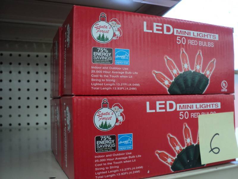 lot 211 image: Christmas lights  6 LED mini light...